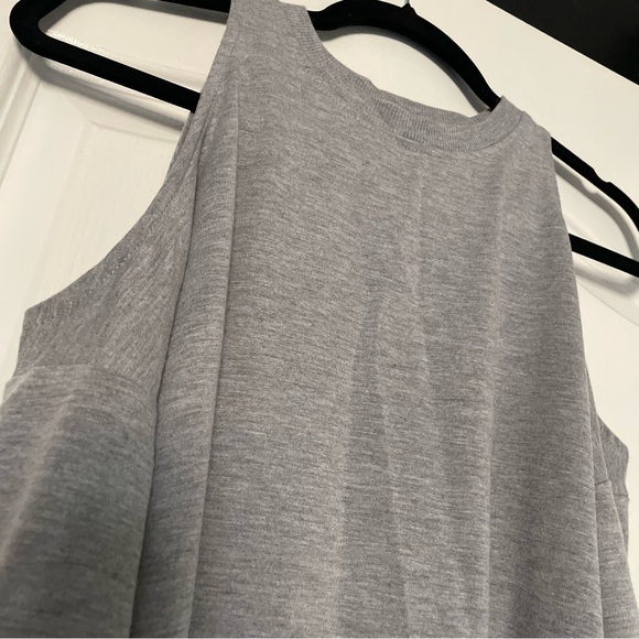 ReVamped Open Shoulder Longsleeve - Picture 3 of 4